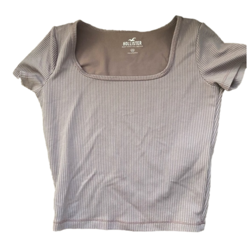 NWOT Fitted Ribbed Baby Tee - Hollister